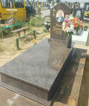 Памятник одиночный 123